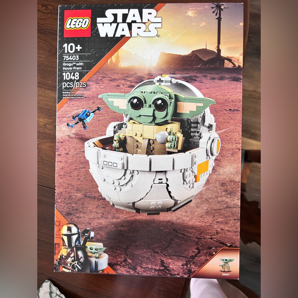 Lego Star Wars The Mandalorian Grogu with Hover Pram